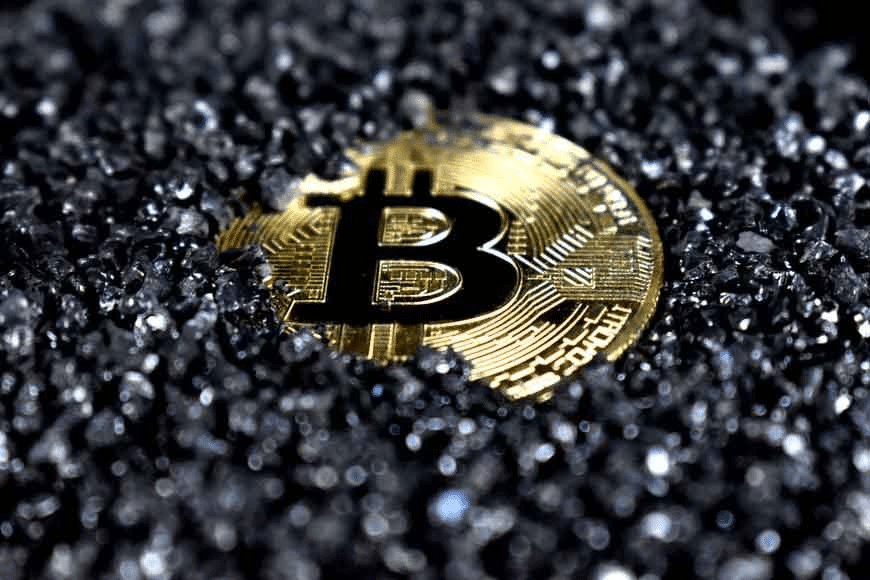 Bitcoin abre a semana abaixo dos US$ 37.000, mas com alta semanal de 5%